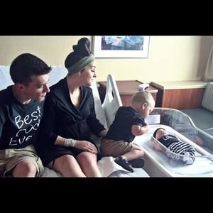 Meet your Posher, Casey